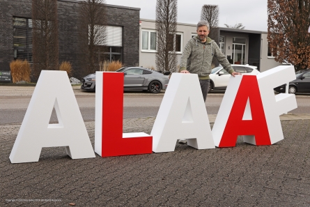 Stehende Karnevals-Buchstaben ALAAF.